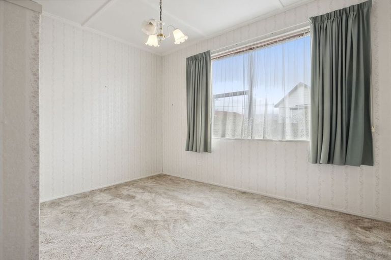 Photo of property in 60 Royal Crescent, Saint Kilda, Dunedin, 9012