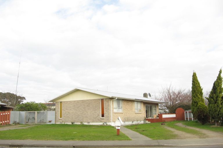 Photo of property in 27 Caernarvon Drive, Flaxmere, Hastings, 4120