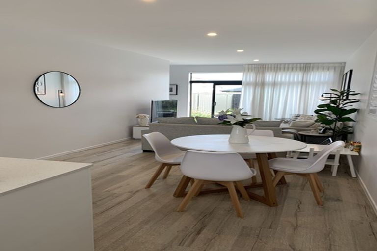 Photo of property in 9 Horomia Road, Karaka, Papakura, 2113