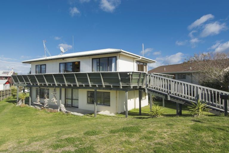 Photo of property in 36 Motiti Road, Papamoa Beach, Papamoa, 3118