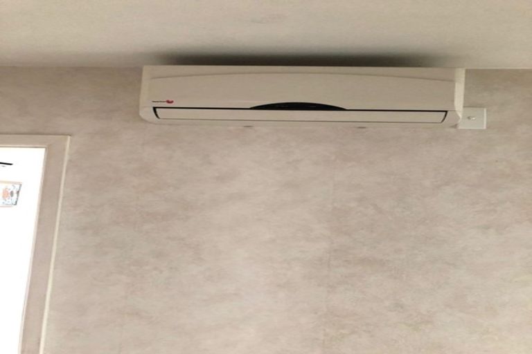 Photo of property in 55 Springbank Street, Bryndwr, Christchurch, 8053