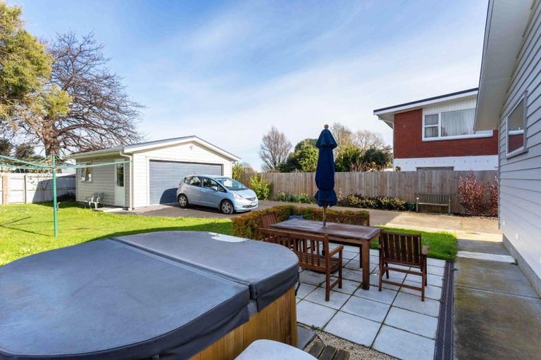 Photo of property in 3 Saffron Street, Bryndwr, Christchurch, 8053