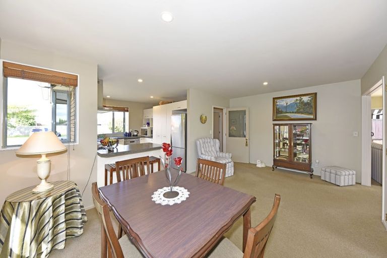 Photo of property in 1 Stable Way, Belfast, Christchurch, 8051