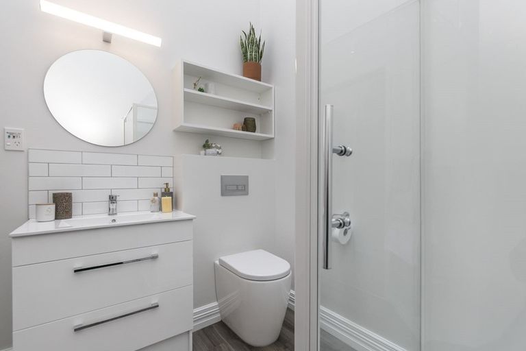 Photo of property in 54 Pipitea Street, Thorndon, Wellington, 6011