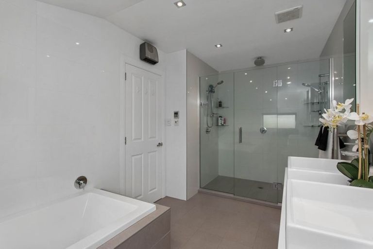 Photo of property in 3 Roystone Way, Huntsbury, Christchurch, 8022