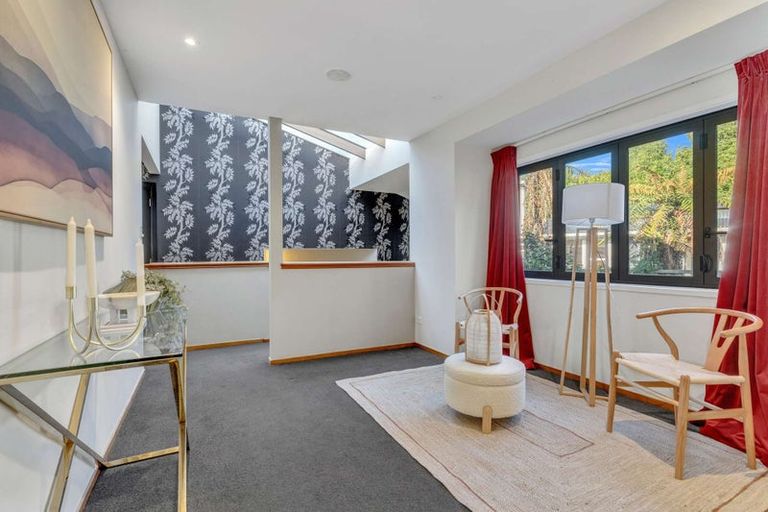 Photo of property in 27 Awatea Terrace, Lynmore, Rotorua, 3010