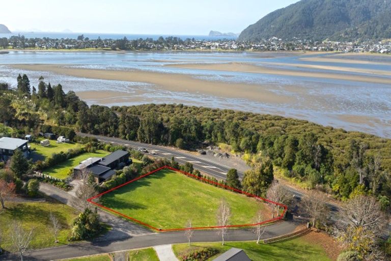 Photo of property in 6 Aldermen Lane, Tairua, 3579
