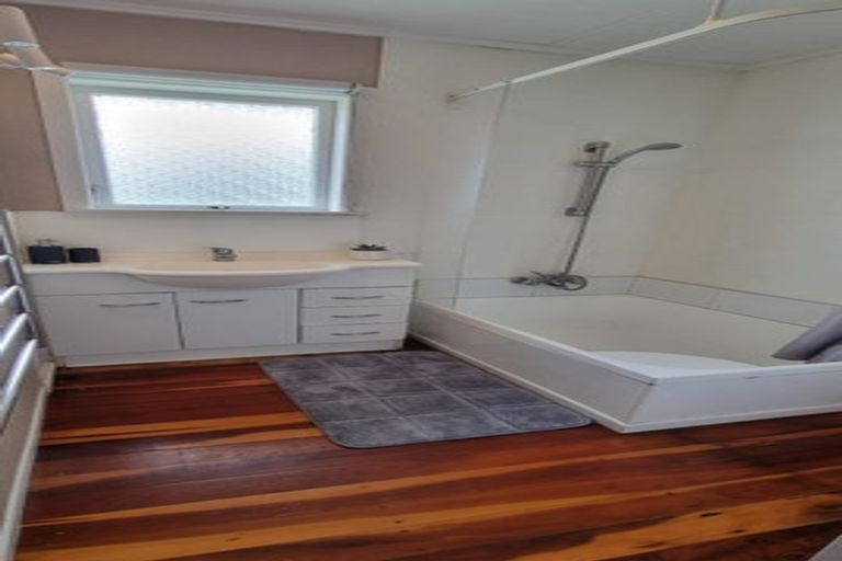 Photo of property in 186 Tamamutu Street, Taupo, 3330
