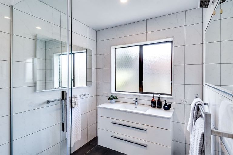 Photo of property in 47 Park Road, Greenmeadows, Napier, 4112