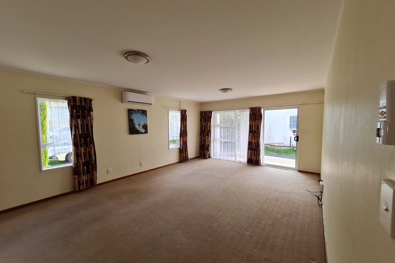 Photo of property in 31c Phillip Street, Johnsonville, Wellington, 6037