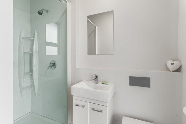 Photo of property in 120 Waihakeke Road, Waihakeke, Carterton, 5792