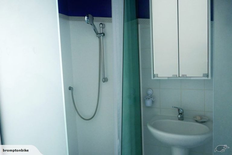 Photo of property in Qba Apartments, 2n/51 Webb Street, Mount Cook, Wellington, 6011