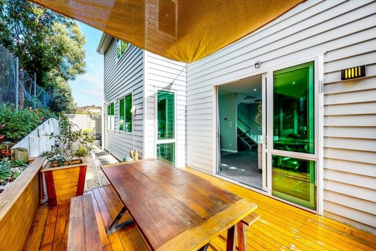 Photo of property in 12 Moko Lane, Greenhithe, Auckland, 0632