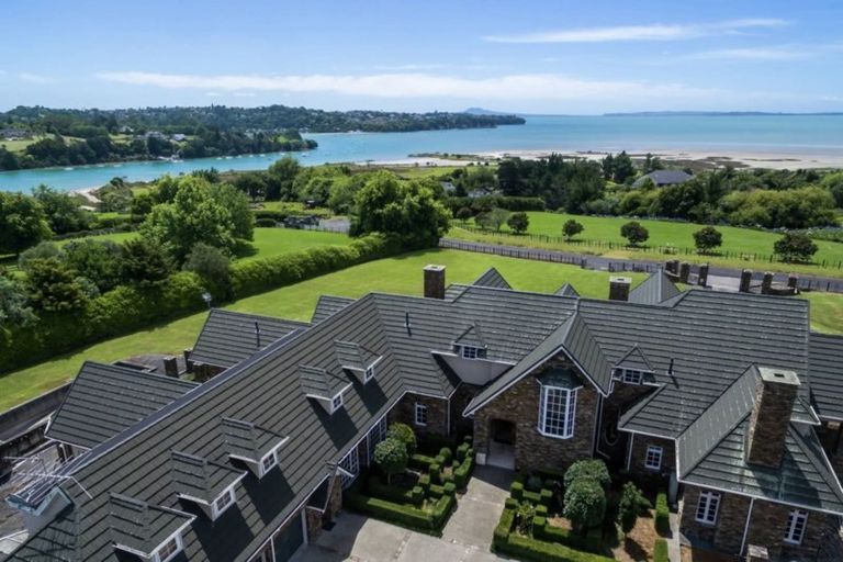 Photo of property in 170 Potts Road, Whitford, Howick, 2571