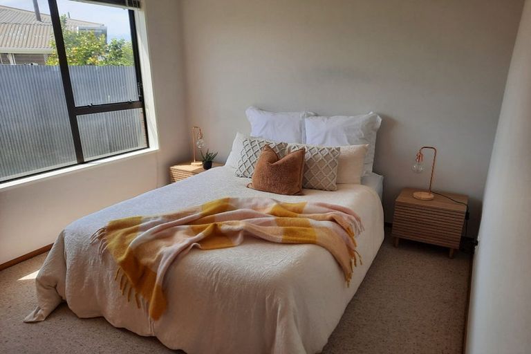 Photo of property in 6a Rolfe Place, Bishopdale, Christchurch, 8053