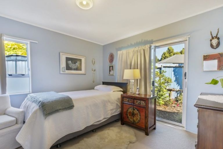 Photo of property in 1/105 Glendale Road, Glen Eden, Auckland, 0602