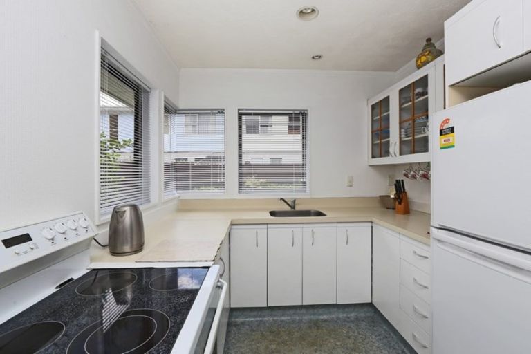 Photo of property in 49c Church Road, Taradale, Napier, 4112