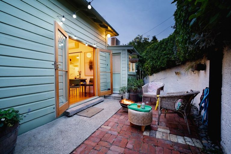 Photo of property in 25 Forfar Street, Clyde Hill, Dunedin, 9011