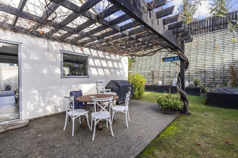 Photo of property in 6 Helms Court, Arrowtown, 9302