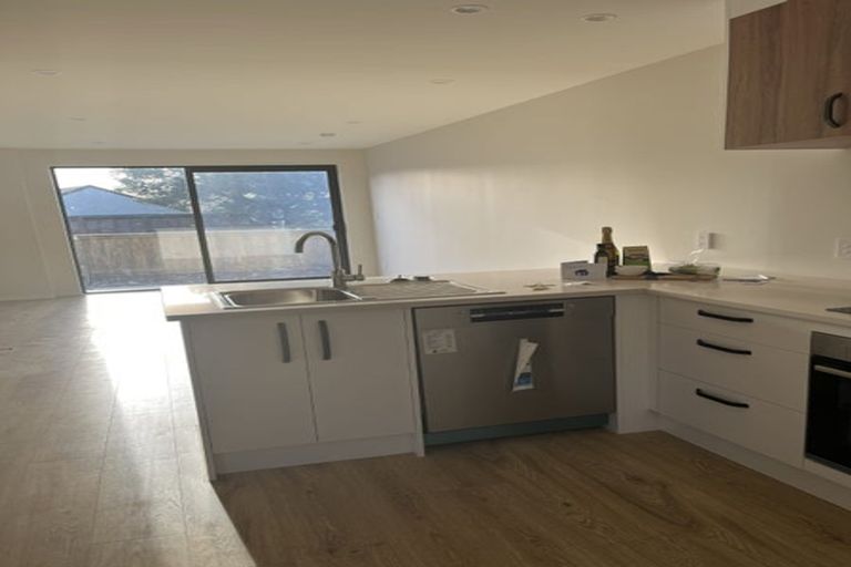 Photo of property in 2b Laser Place, Bayview, Auckland, 0629