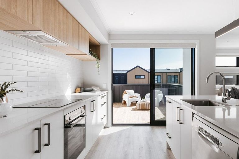 Photo of property in 4 Atutahi Lane, Papamoa Beach, 3118