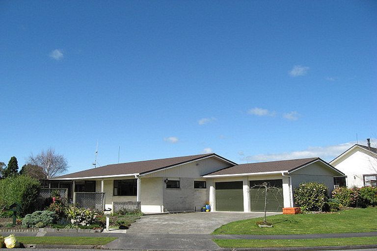 Photo of property in 16 Tennent Court, Marton, 4710