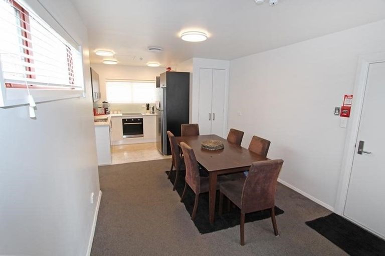 Photo of property in 28a Maclaggan Street, Dunedin Central, Dunedin, 9016