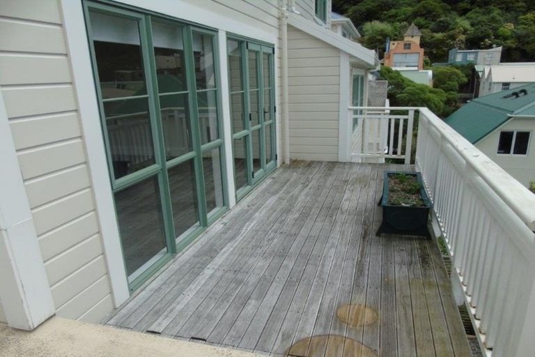 Photo of property in 1/180 Tinakori Road, Thorndon, Wellington, 6011