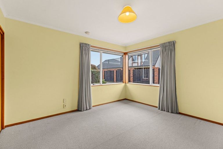 Photo of property in 8b Hinton Place, Rangiora, 7400