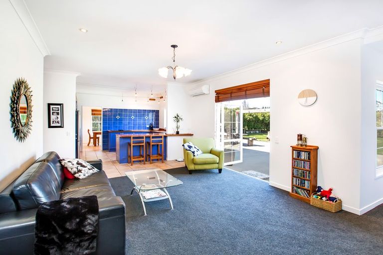 Photo of property in 5j Brights Road, Waiuku, 2123