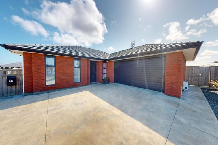Photo of property in 28 Magnolia Crescent, Tawhero, Whanganui, 4501