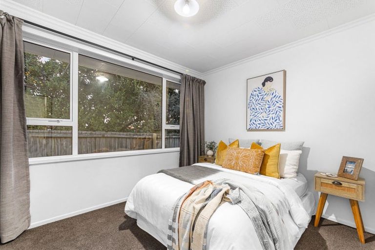 Photo of property in 9 Loreto Place, Hornby, Christchurch, 8042