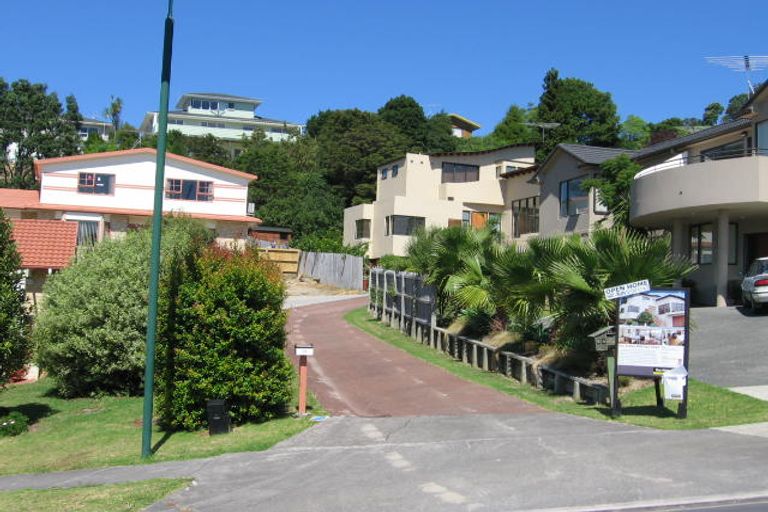 Photo of property in 62 Kate Sheppard Avenue, Torbay, Auckland, 0630