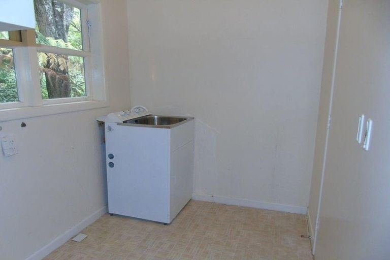 Photo of property in 72a Heretaunga Square, Silverstream, Upper Hutt, 5019