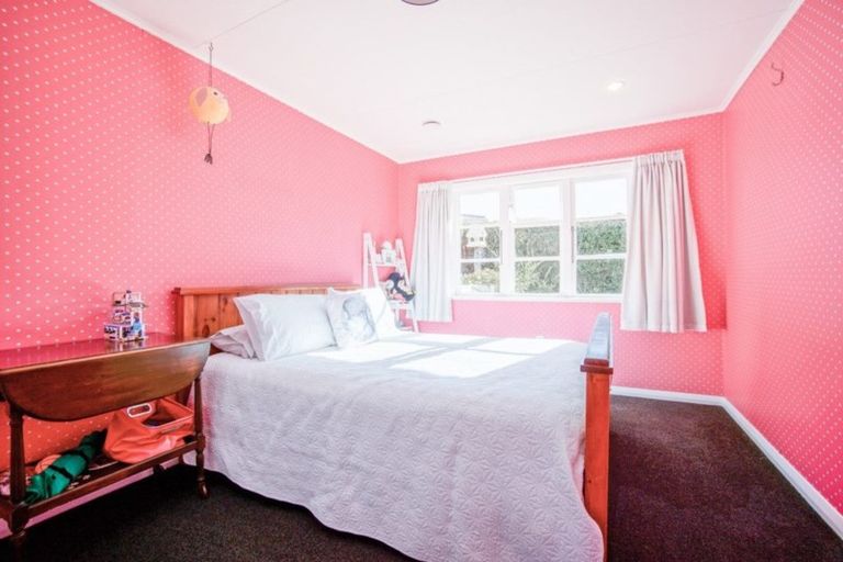 Photo of property in 86 Fitzroy Street, Terrace End, Palmerston North, 4410