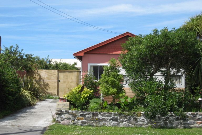 Photo of property in 199 Estuary Road, South New Brighton, Christchurch, 8062