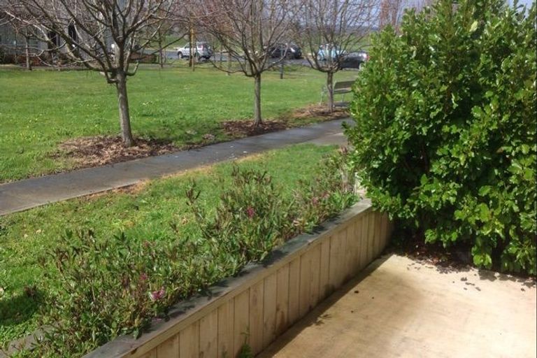 Photo of property in 64 Kuaka Drive, Takanini, 2112