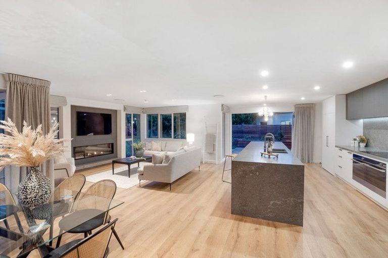 Photo of property in 11 Logan Close, Prebbleton, 7604