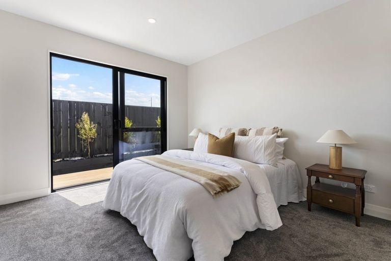 Photo of property in 51 Emerald Avenue, Rosehill, Papakura, 2113