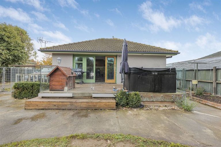 Photo of property in 35 Tauiwi Crescent, Hei Hei, Christchurch, 8042