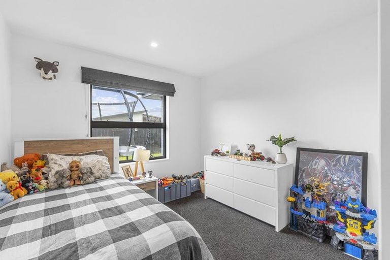 Photo of property in 25 Oak Crescent, Ashhurst, 4810