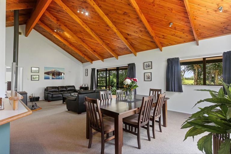 Photo of property in 1304 Glenbrook Road, Glenbrook, Waiuku, 2681