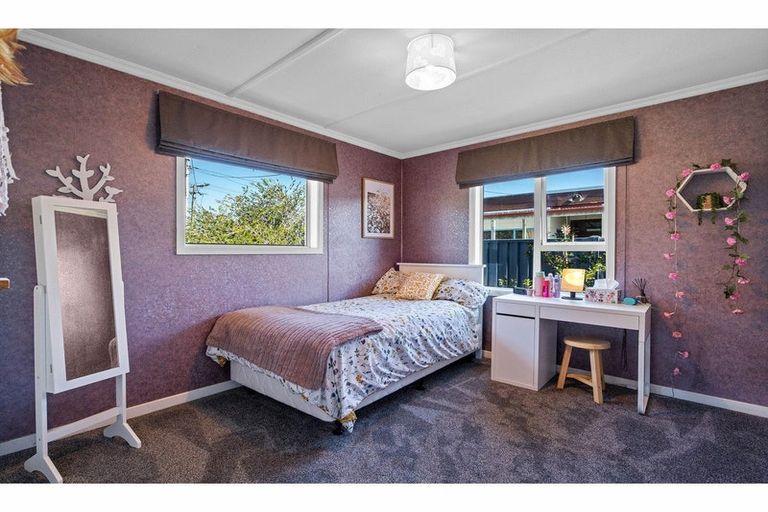 Photo of property in 12 Willis Street, Grasmere, Invercargill, 9810