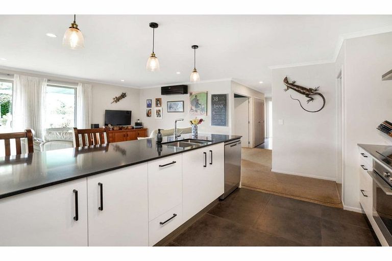 Photo of property in 21 Tareha Place, Kerikeri, 0230