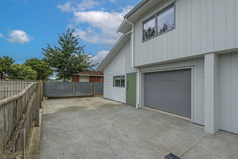 Photo of property in 16 Martin Street, Palmerston North, 4414