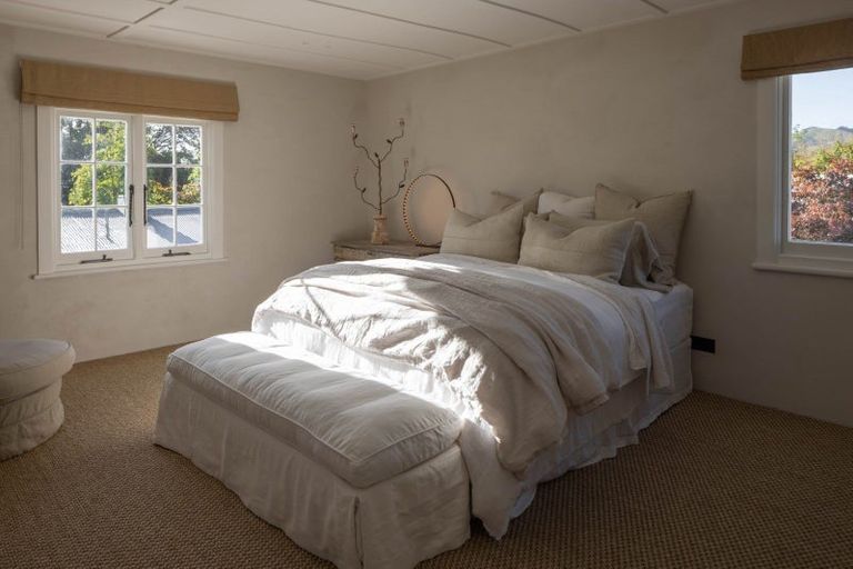 Photo of property in 98 Te Mata Road, Havelock North, 4130