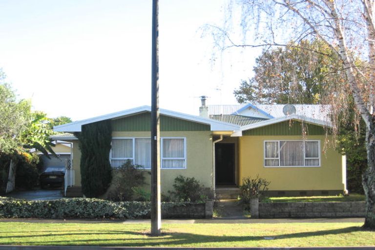 Photo of property in 3 Barton Avenue, Marewa, Napier, 4110