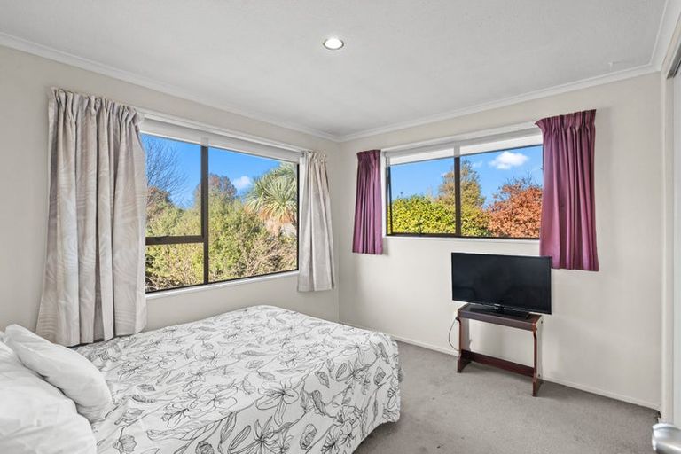 Photo of property in 31 Montclare Avenue, Ilam, Christchurch, 8041