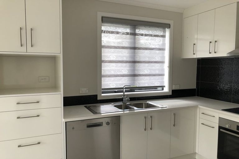 Photo of property in 3 Tudor Crescent, Chedworth, Hamilton, 3210