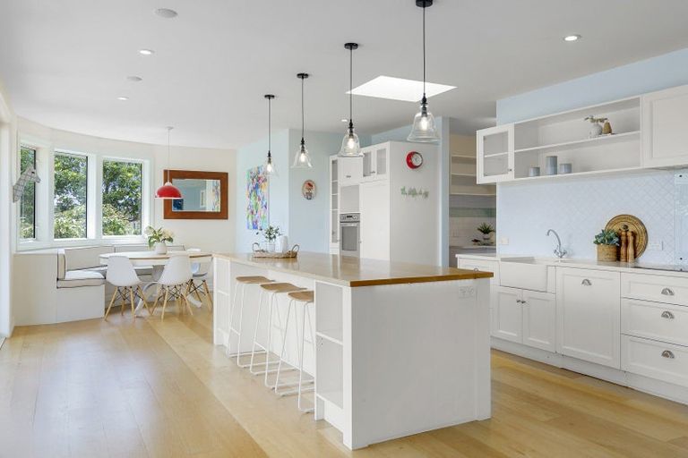 Photo of property in 10 Jennabelle Lane, Halswell, Christchurch, 8025